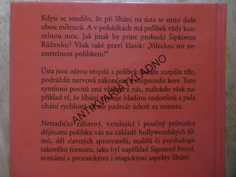 O LÍBÁNÍ, ADRIANNE BLUEOVÁ, **an