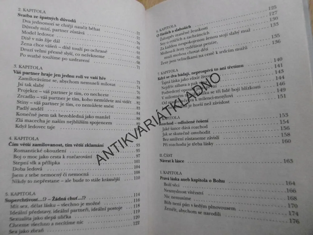 KAŽDÝ SVÉHO ŠTĚSTÍ STRŮJCEM, EVA-MARIA ZURHORSTOVÁ, **an