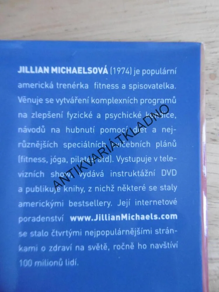 BEZ HRANIC, JAK SI VYBUDOVAT VYJÍMEČNÝ ŽIVOT, JILLIAN MICHAELSOVÁ, **an
