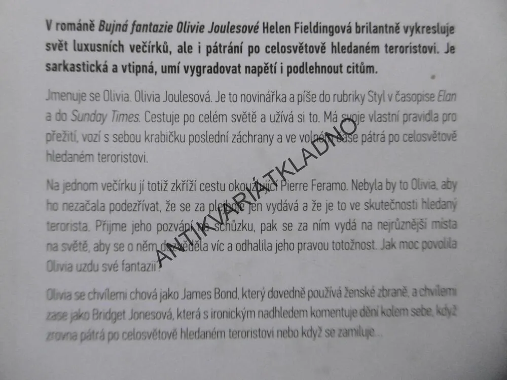 BUJNÁ FANTAZIE OLIVIE JOULESOVÉ, HELEN FIELDINGOVÁ, **an