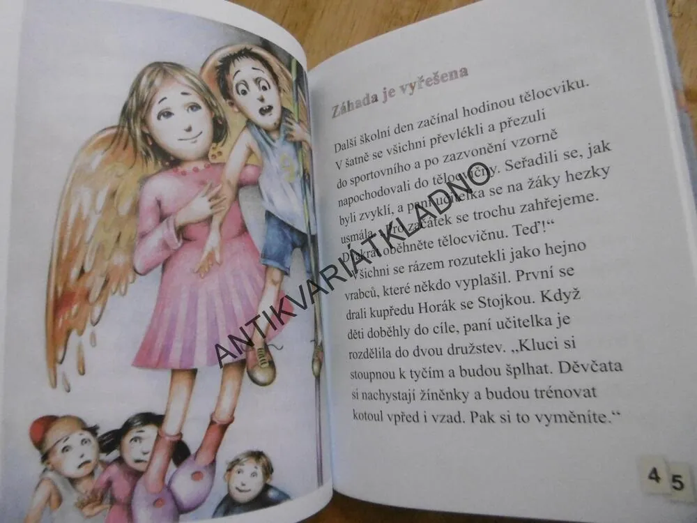 KOUZELNÁ TŘÍDA, ZUZANA POSPÍŠILOVÁ, DRAHOMÍR TRSŤAN, PRVNÍ ČTENÍ, **an