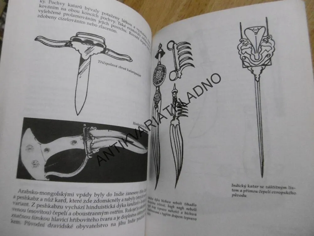 NOŽE PRAVÉHO MUŽE,ZDENĚK FAKTOR, ZBRANĚ, **an