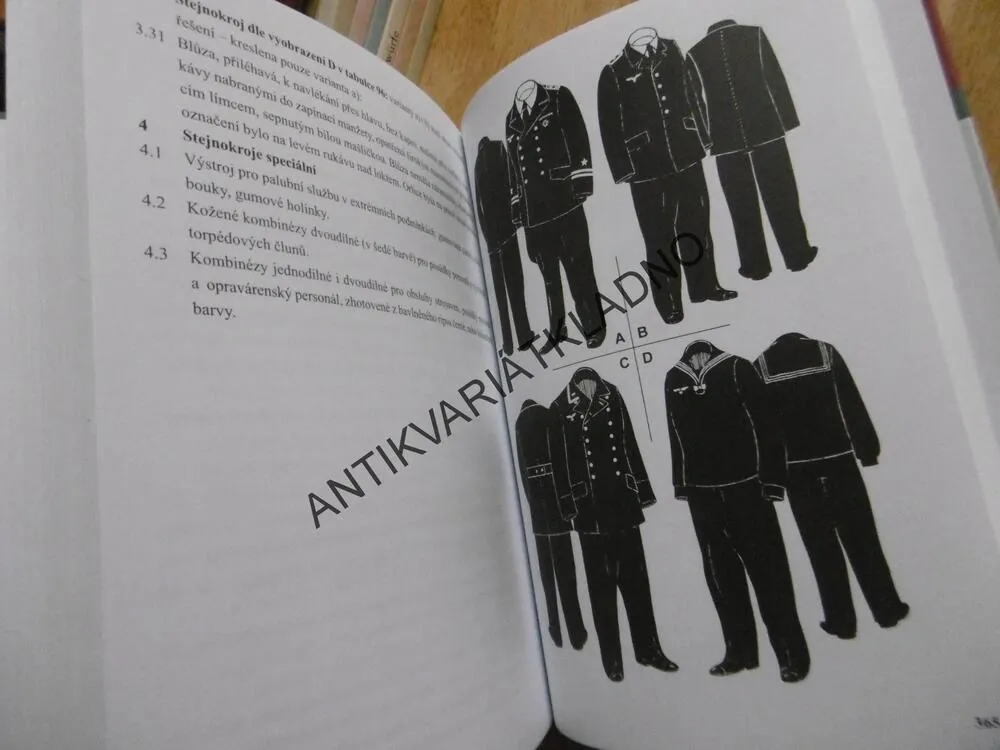 SVĚT 1940-1945 VE STEJNOKROJI, JAN TOMÁŠ, **an