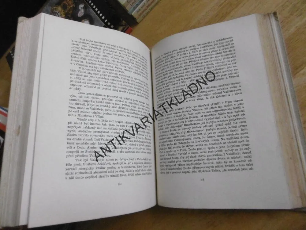 HRDINOVÉ A VĚŠTCI ČESKÉHO NÁRODA, **an