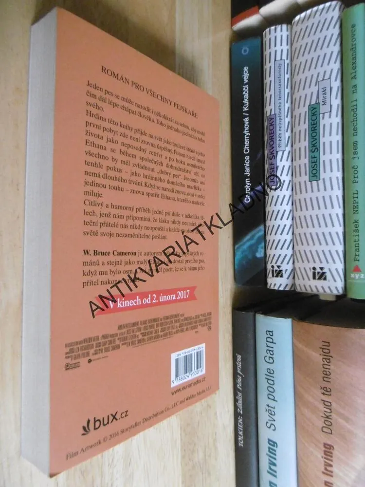 PSÍ POSLÁNÍ, W. BRUCE CAMERON,  **an