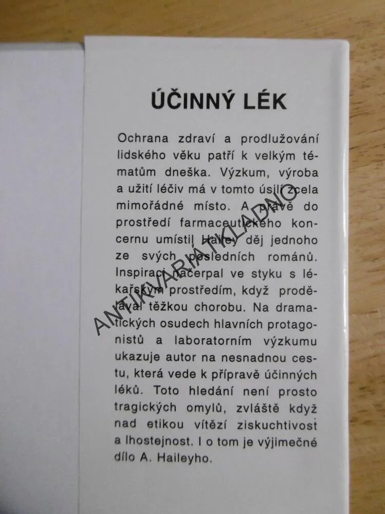 ÚČINNÝ LÉK, ARTHUR HAILEY, **an