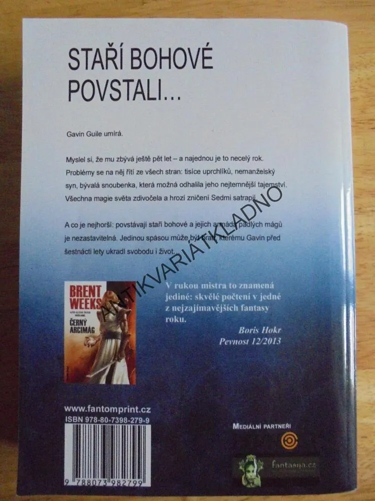 OSLNIVÁ ČEPEL, BRENT WEEKS,SVĚTLONOŠ 2., NOČNÍ ANDĚL