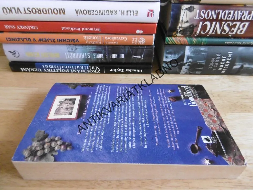 CHOCOLAT, ČOKOLÁDA, JOANNE HARRIS, ANGLICKY, **an
