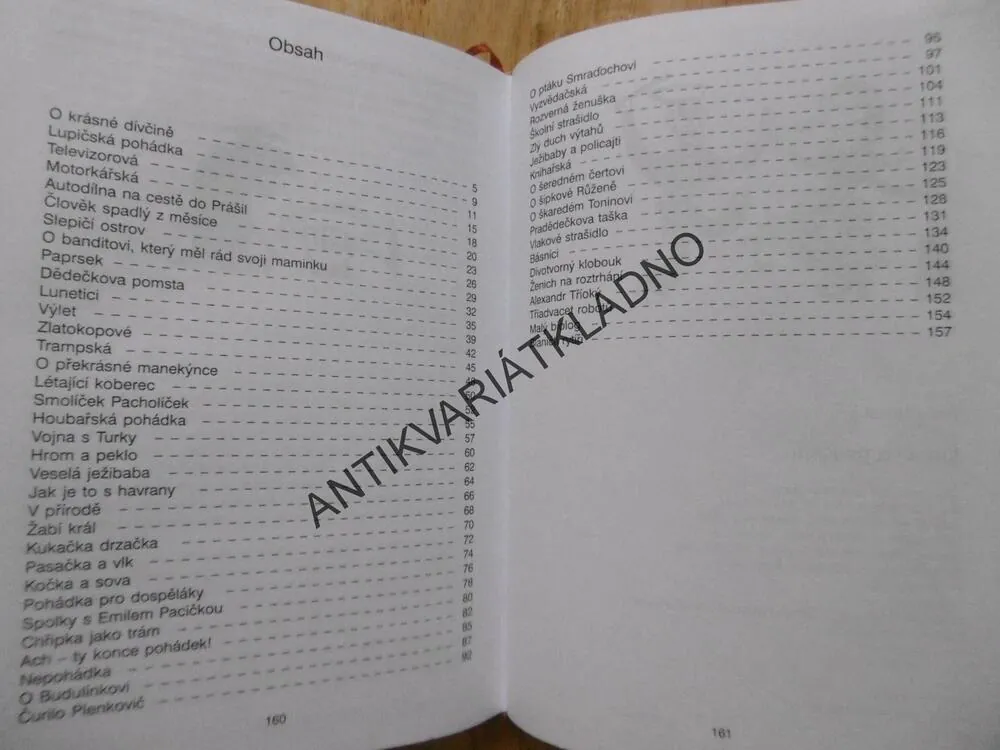 LUPIČI A POLICAJTI, ALOIS MIKULKA, **an