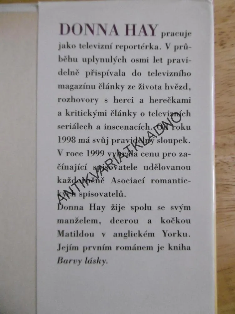 HORKÉ POLIBKY, DONNA HAY, **an