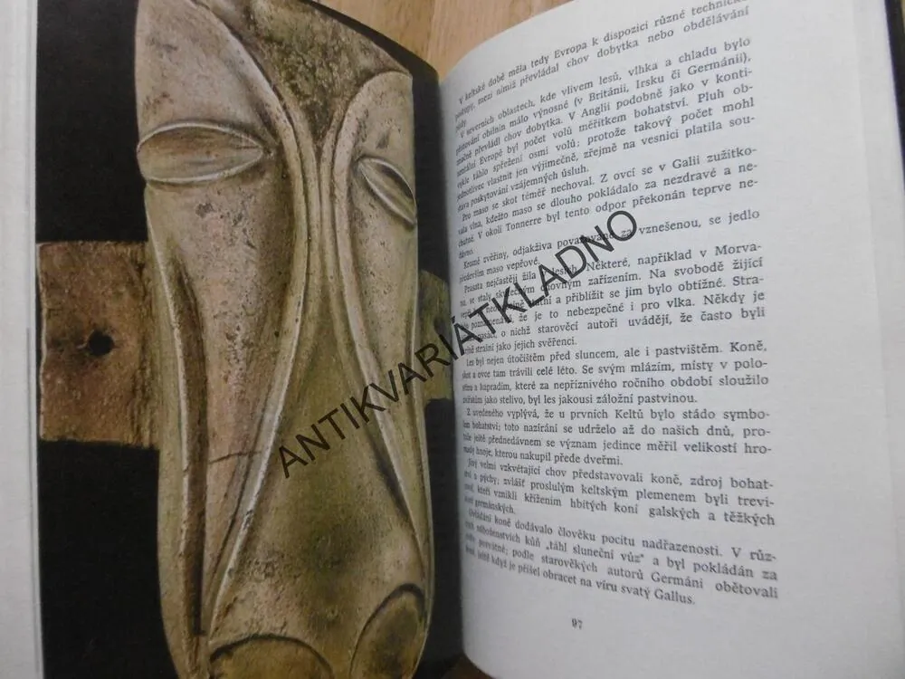 KELTOVÉ, J.A. MAUDUIT, **an