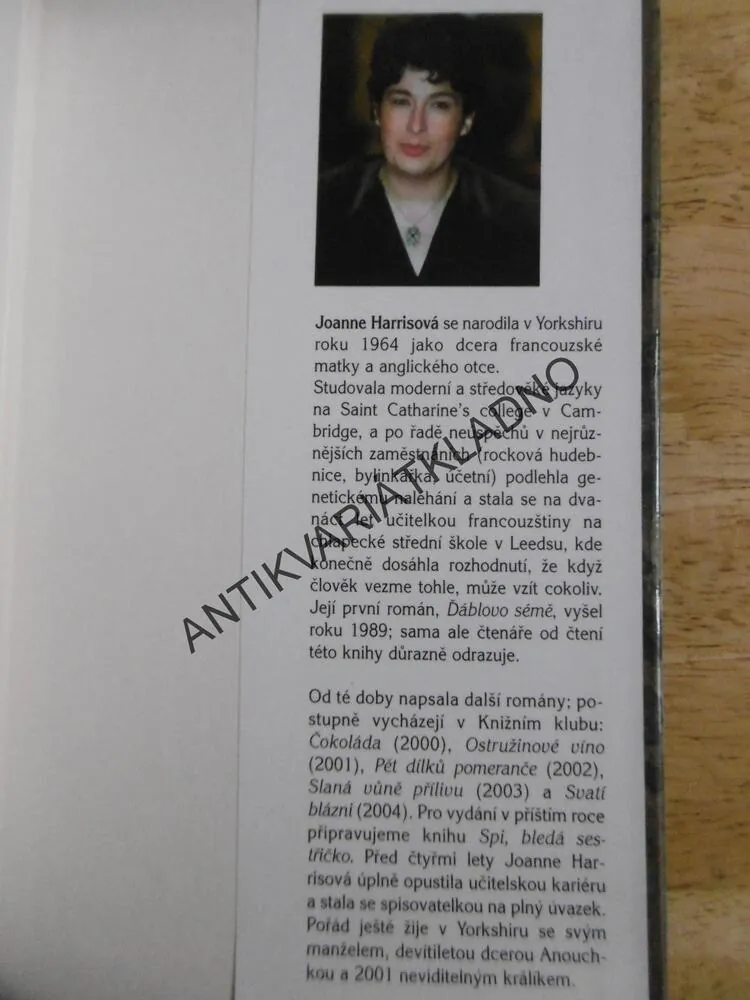 JINÉ SVĚTY, JINÍ LIDÉ, JOANNE HARRISOVÁ, **an