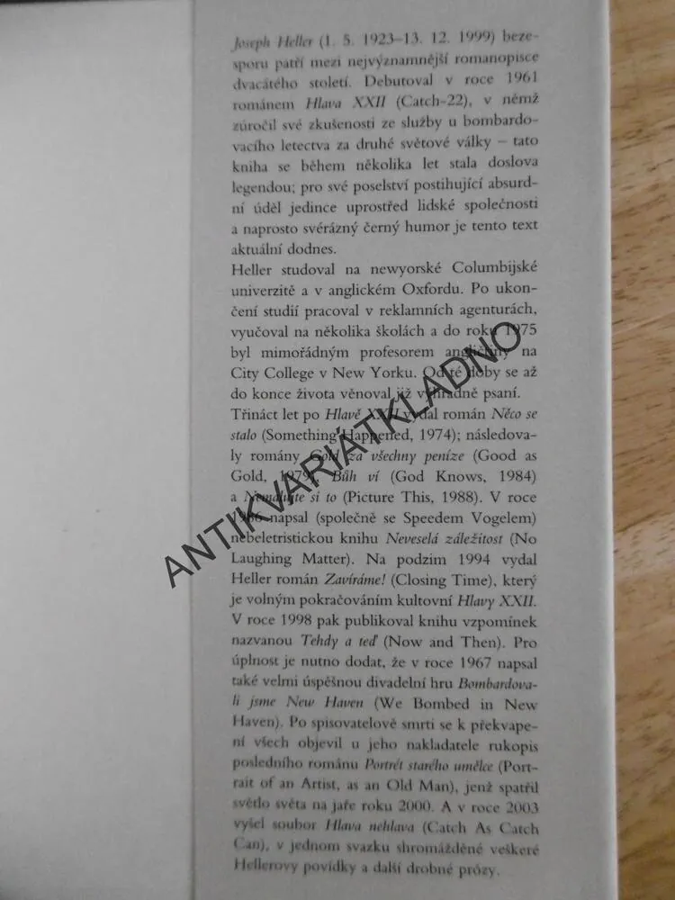 BŮH VÍ, JOSEPH HELLER, **an