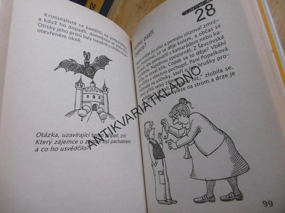 SEDM SNĚHULÁKŮ A JINÉ PŘÍPADY, SVATOPLUK HRNČÍŘ, **an