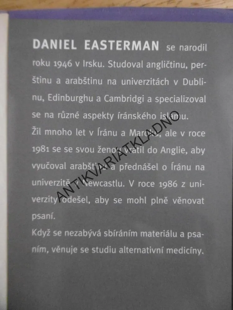 DEVÁTÝ BUDDHA, DANIEL EASTERMAN, **an