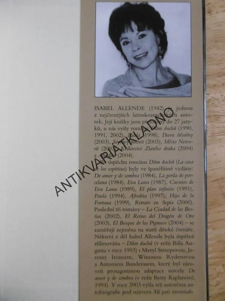 LES PYGMEJŮ, ISABEL ALLENDE, **an