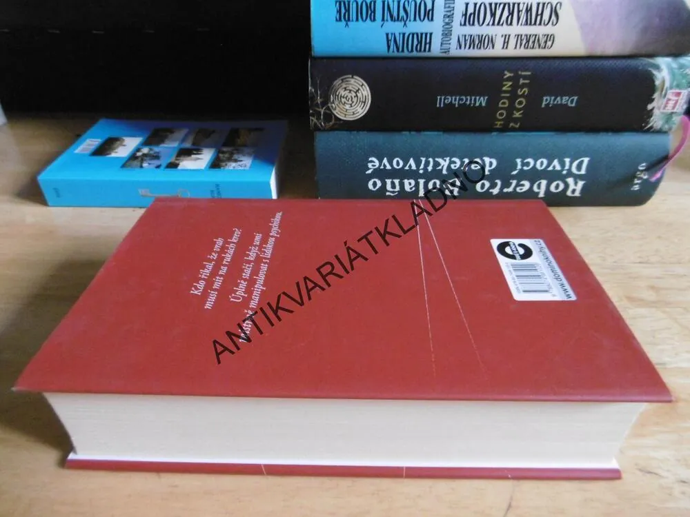 ZAPADÁKOV, JEFFERY DEAVER, **an