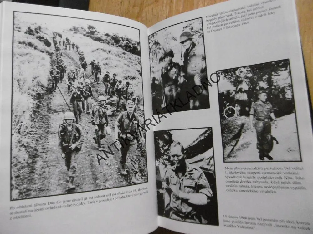 HRDINA POUŠTNÍ BOUŘE, AUTOBIOGRAFIE, GENERAL H. NORMAN SCHWARZKOPF, **an