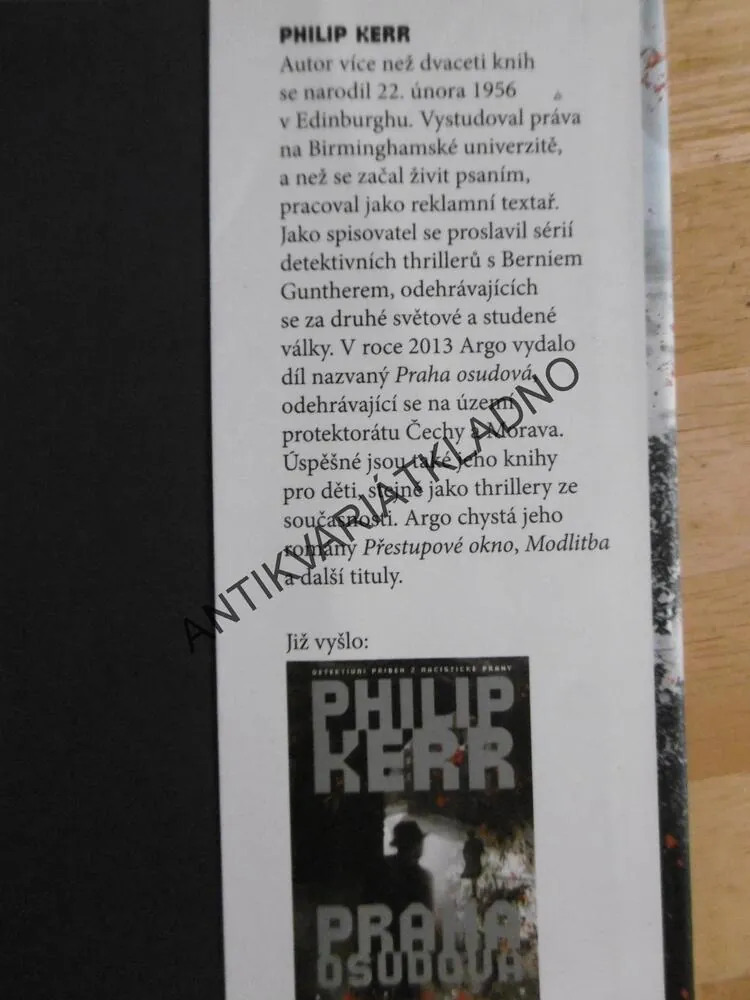 MUŽ BEZ DECHU, PHILIP KERR, **an