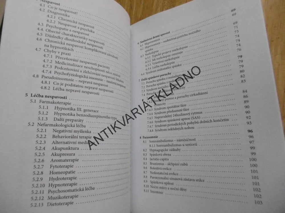 NESPAVOST A JINÉ PORUCHY SPÁNKU, CLAUDIA BORZOVÁ, **an