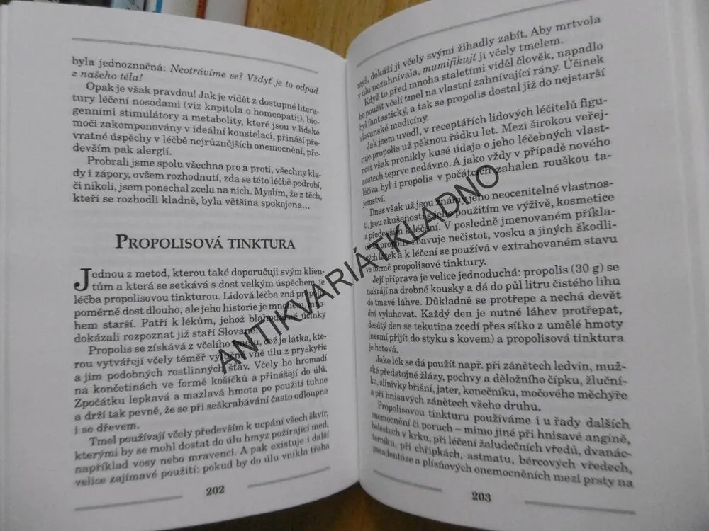 VELKÁ KNIHA ZDRAVÍ, JAN SÁZAVSKÝ, PETR KOLÁŘ, **an