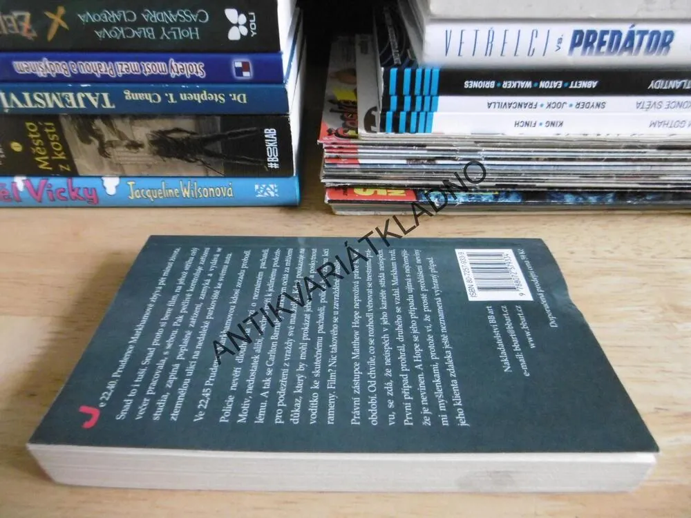 KOČKA V BOTÁCH, ED MCBAIN, **an