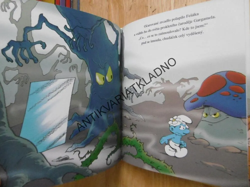 ŠMOULOVÉ, **an