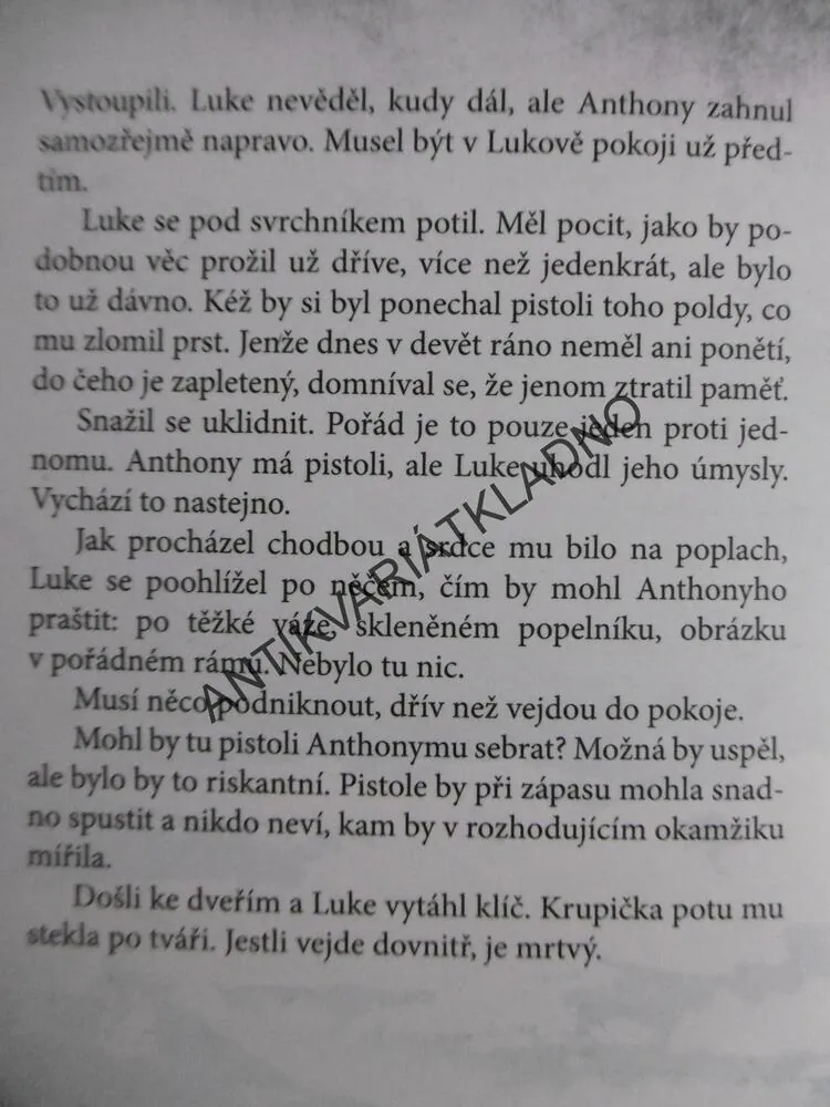 SMRTÍCÍ KÓD, KEN FOLLETT, **an