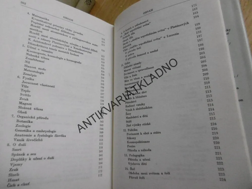 ŘEČTÍ ATOMISTÉ, **an
