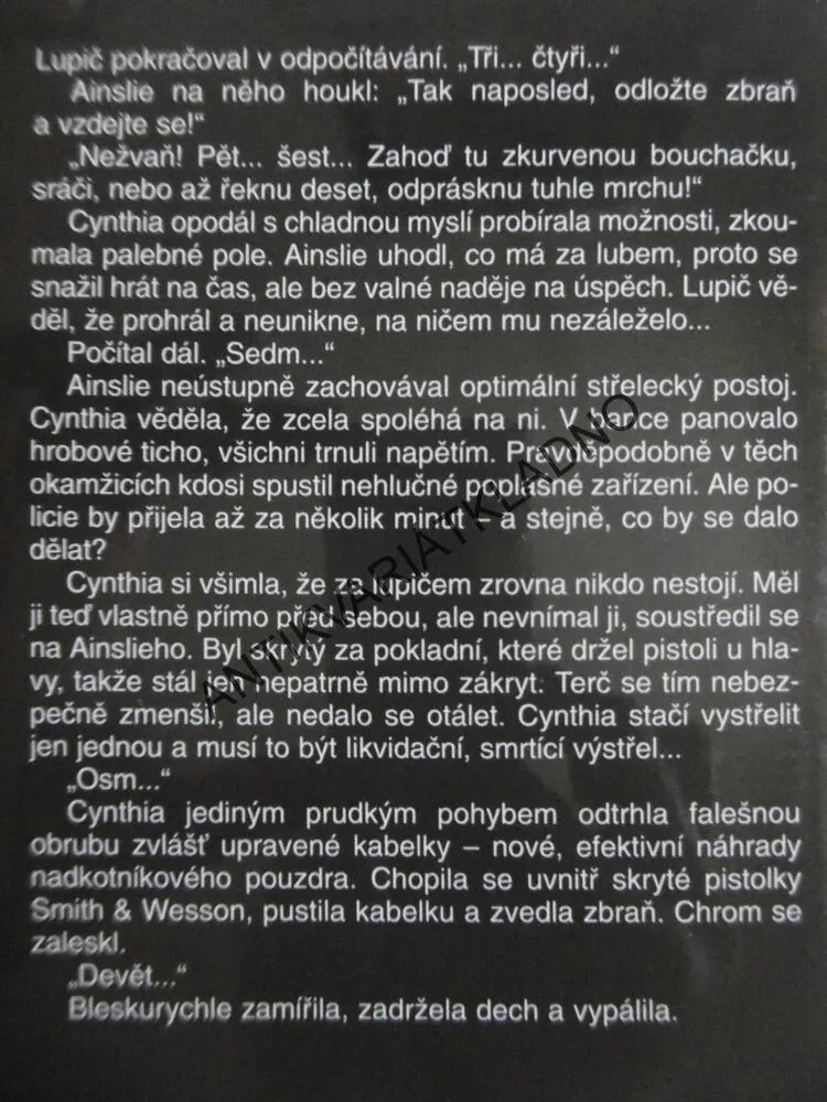 DETEKTIV, ARTHUR HAILEY, *an
