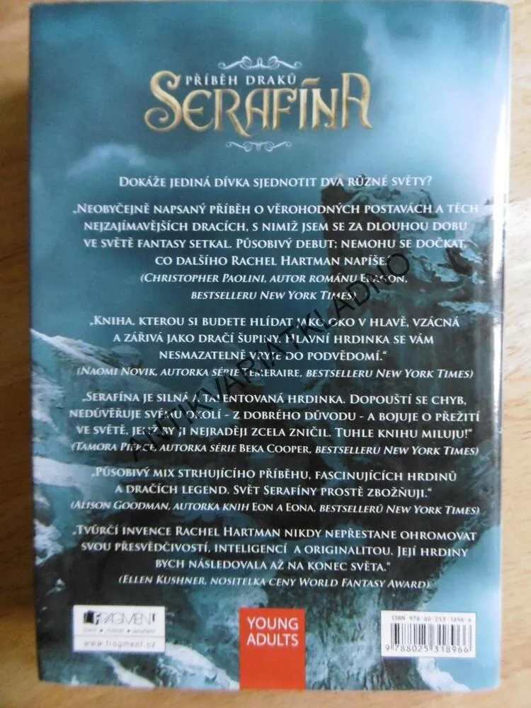 SERAFÍNA, PŘÍBĚH DRAKŮ, RACHEL HARTMAN, **an