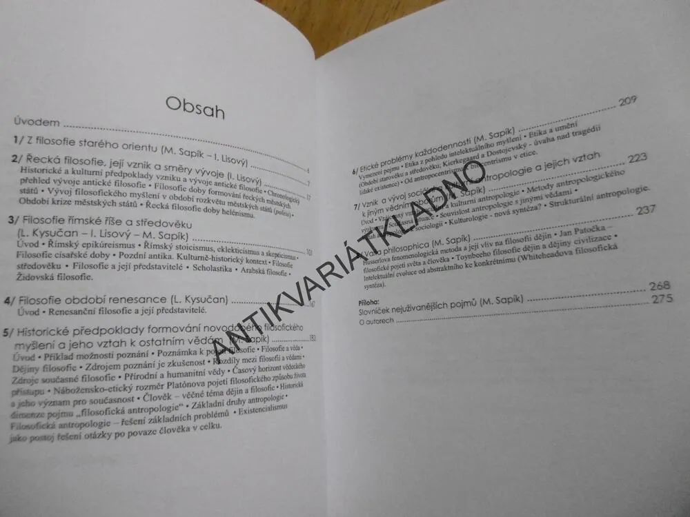 OD ABSTRAKTNÍHO KE KONKRÉTNÍMU, **an