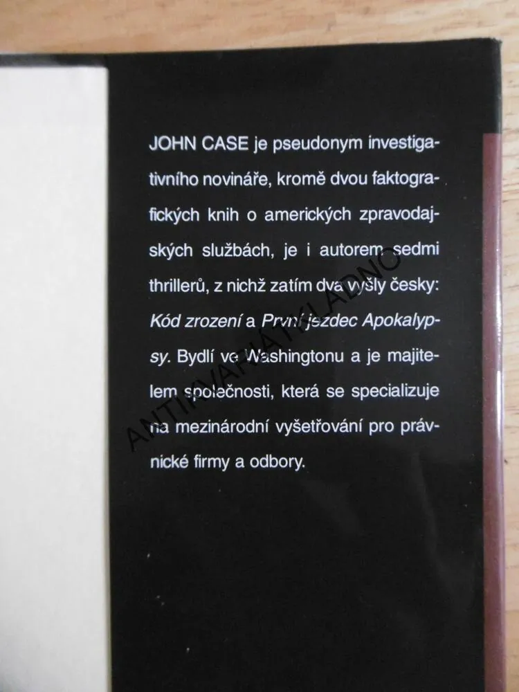 MASKA SMRTI, JOHN CASE, **an