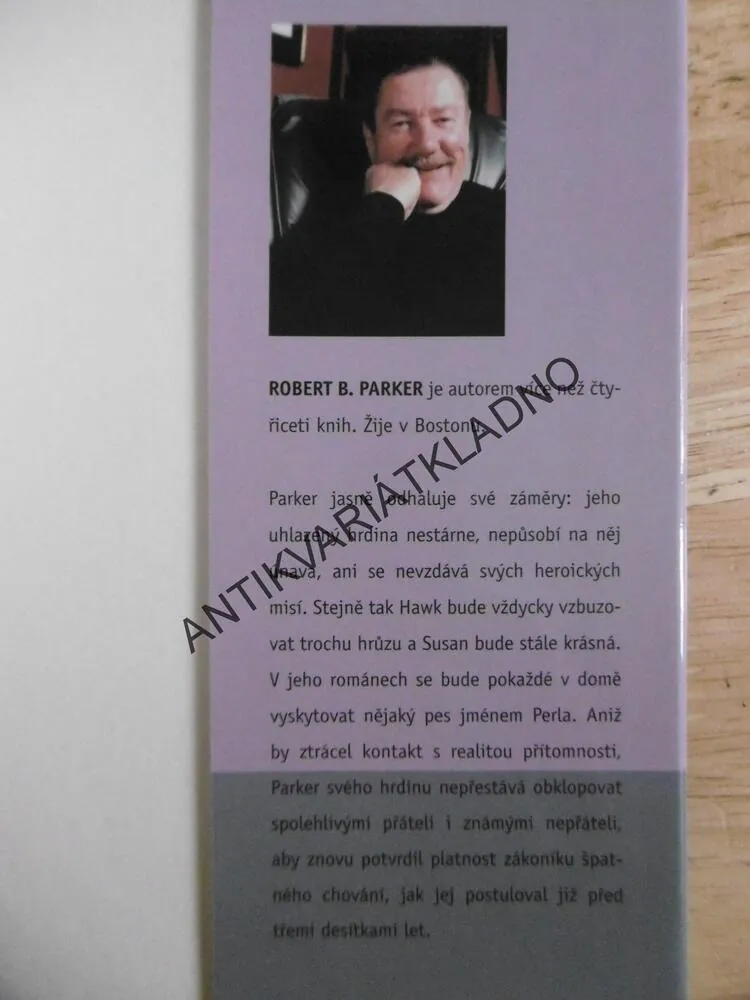 ŠPATNÝ OBCHOD, ROBERT B. PARKER, **an