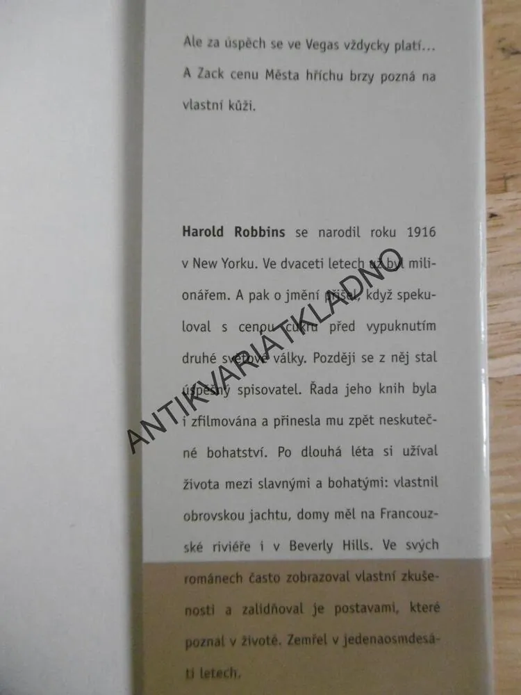 MĚSTO HŘÍCHU, HAROLD ROBBINS, **an