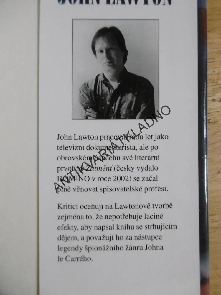 ZLO Z KREMLU, JOHN LAWTON, **an