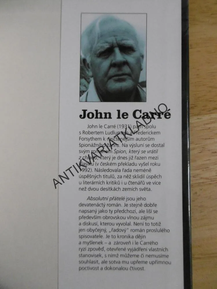 ABSOLUTNÍ PŘÁTELÉ, JOHN LE CARRÉ, **an