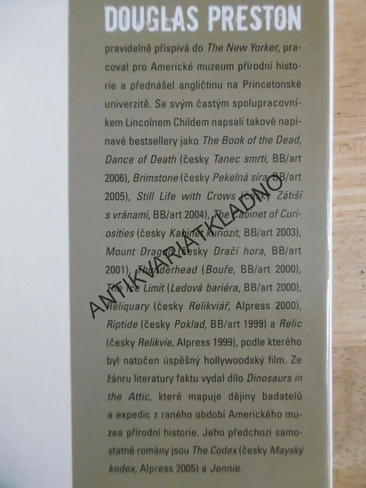 ÚDOLÍ TYRANNOSAURA, DOUGLAS PRESTON, **an