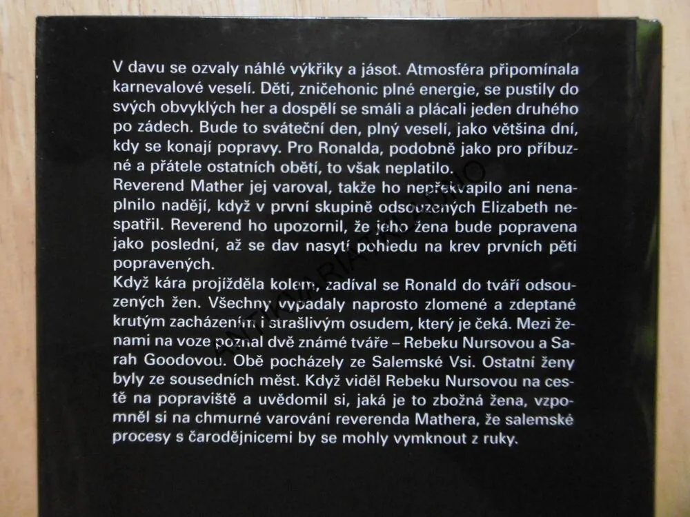 ÚNOSNÉ RIZIKO, ROBIN COOK, **an