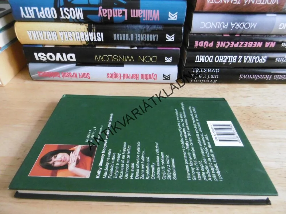 PLETKY S OSUDEM, SIMONA MONYOVÁ, **an