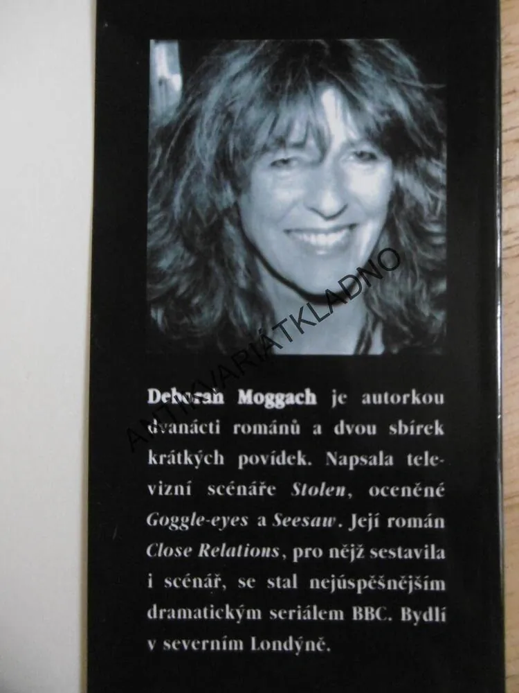 TULIPÁNOVÁ HOREČKA, DEBORAH MOGGACH, **an