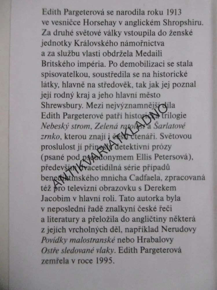 MEGOTINA SVATBA, EDITH PARGETEROVÁ, **an