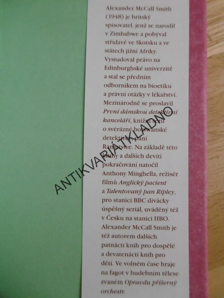 ŽIRAFÍ SLZY, A.M.SMITH, **an