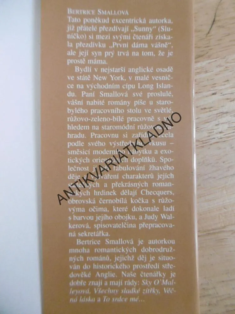NALEZENÍ ZTRACENÉ LÁSKY, BERTRICE SMALLOVÁ, **an