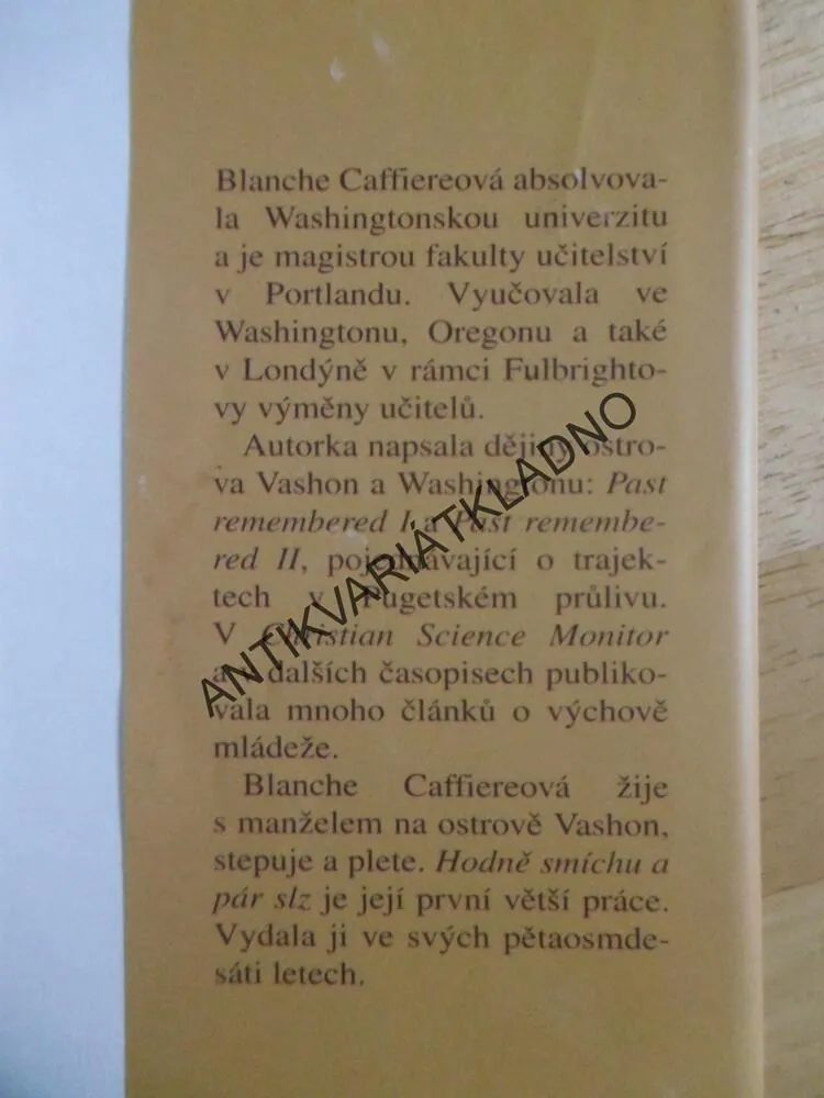HODNĚ SMÍCHU A PÁR SLZ, BLANCHE CAFFIEREOVÁ, **an