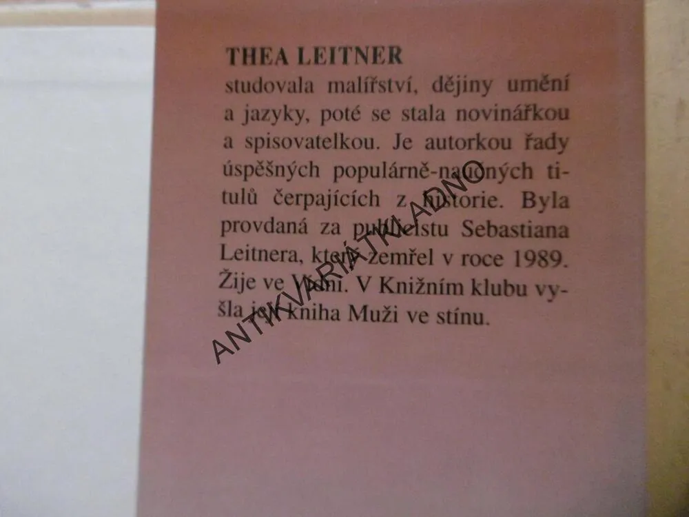 S MÝM SRDCEM NELZE SI JEN HRÁT, THEA LEITNER, **an