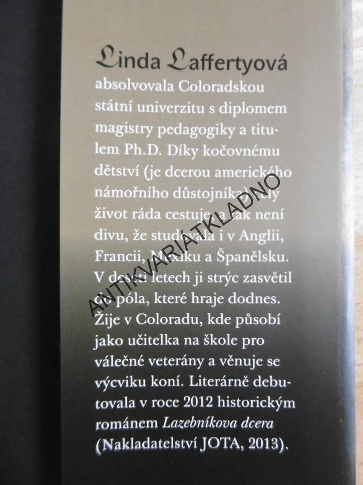 KRVAVÁ HRABĚNKA, LINDA LAFFERTYOVÁ, **an