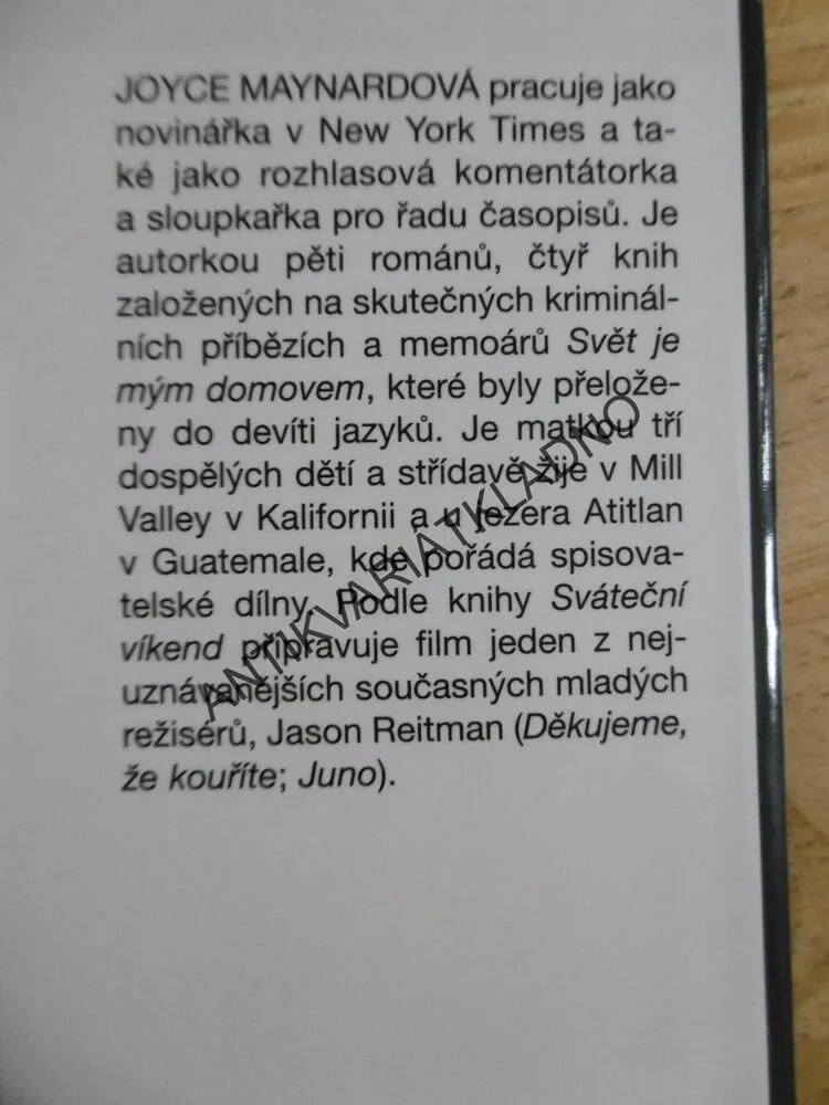 SVÁTEČNÍ VÍKEND, JOYCE MAYNARDOVÁ, **an