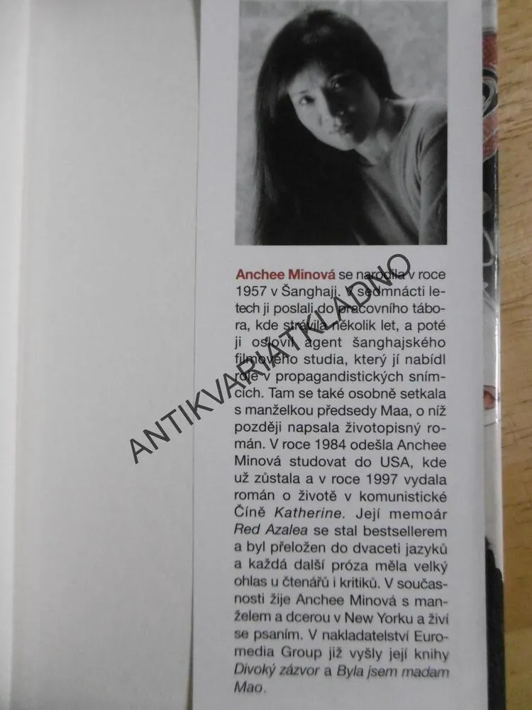 CÍSAŘOVNA ORCHIDEJ, ANCHEE MINOVÁ, **an