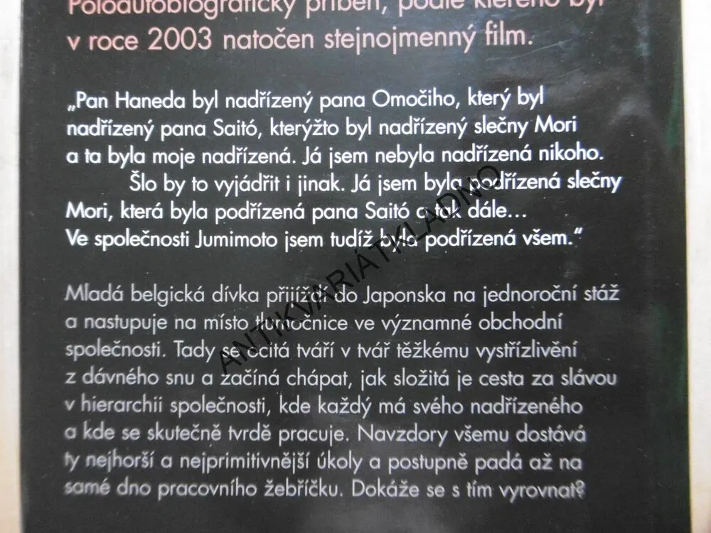 STRACH A CHVĚNÍ, AMÉLIE NOTHOMBOVÁ, **an